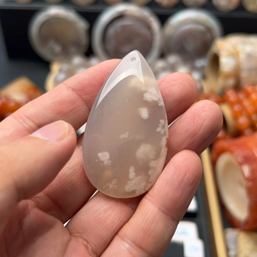 黄***颖玛瑙/玉髓合金颈饰