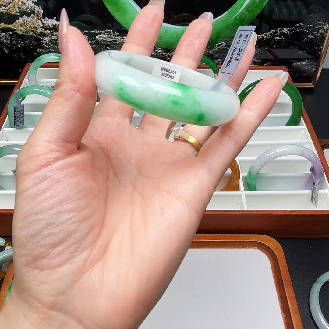 惢***愛闪购链接一物一图