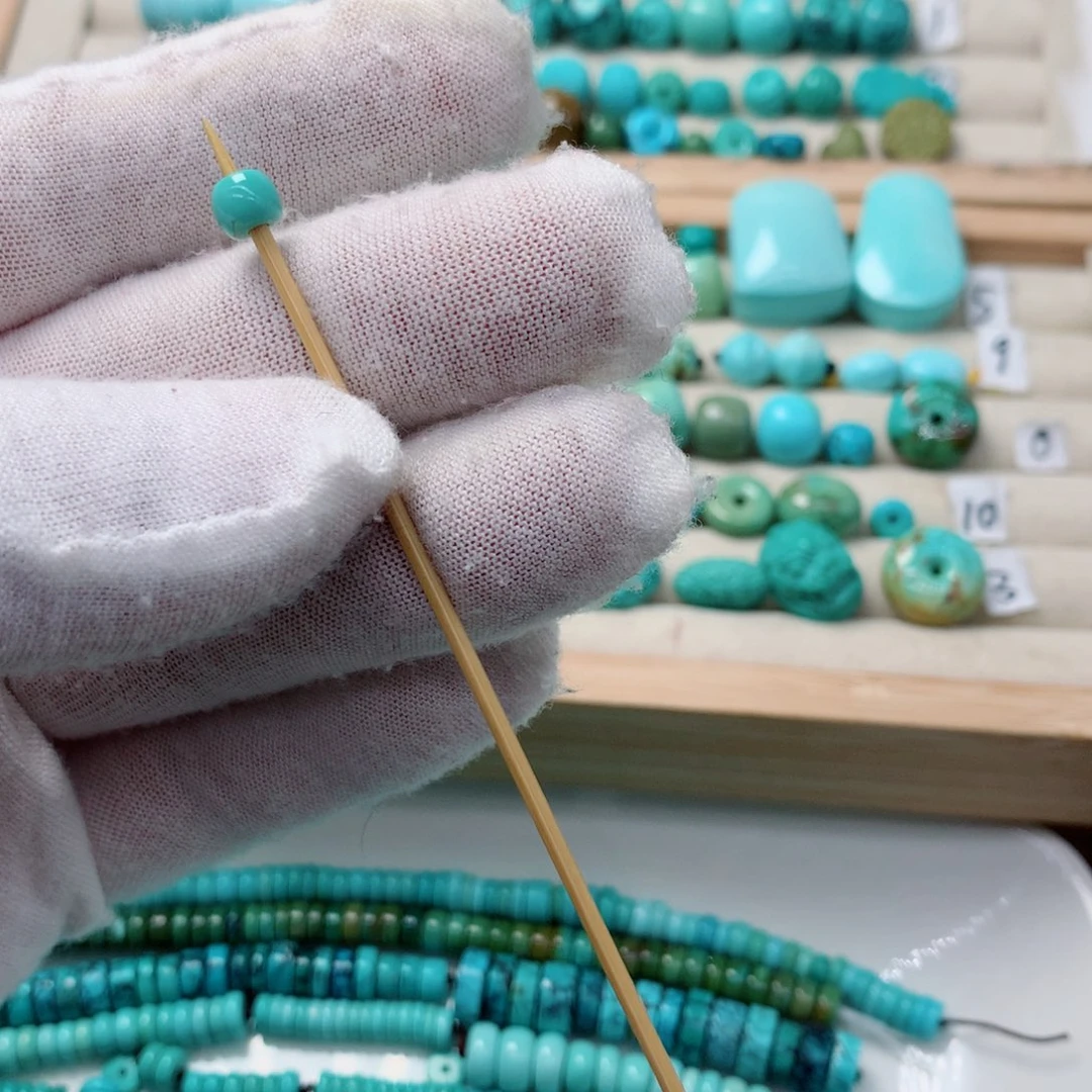 绿松石未镶嵌挂件