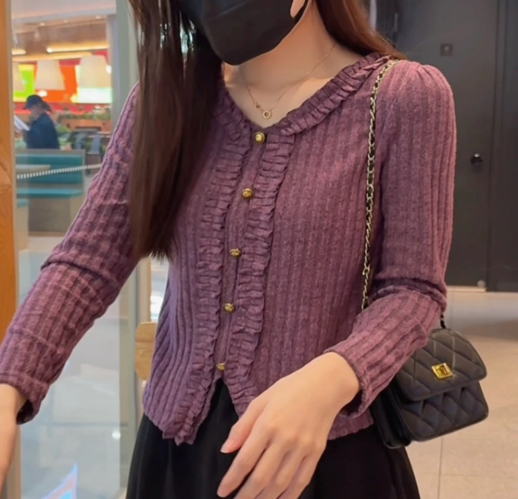 【大脸哈】2025秋冬新款高级显瘦设计感v领打底衬衫女百搭衬衣