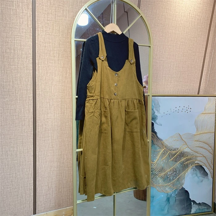 UU664棕色孕妇裙两件套90-130