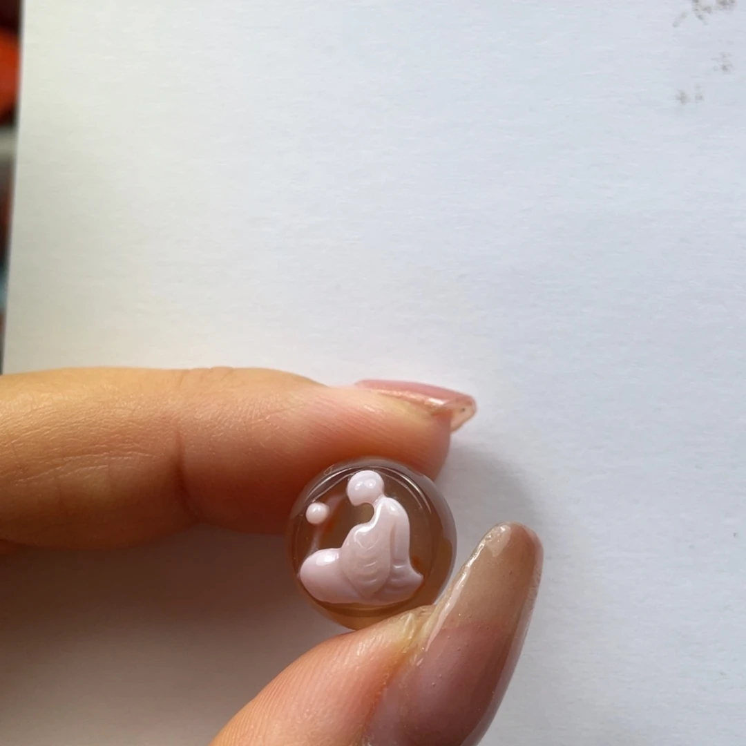 南红玛瑙珠子未镶嵌