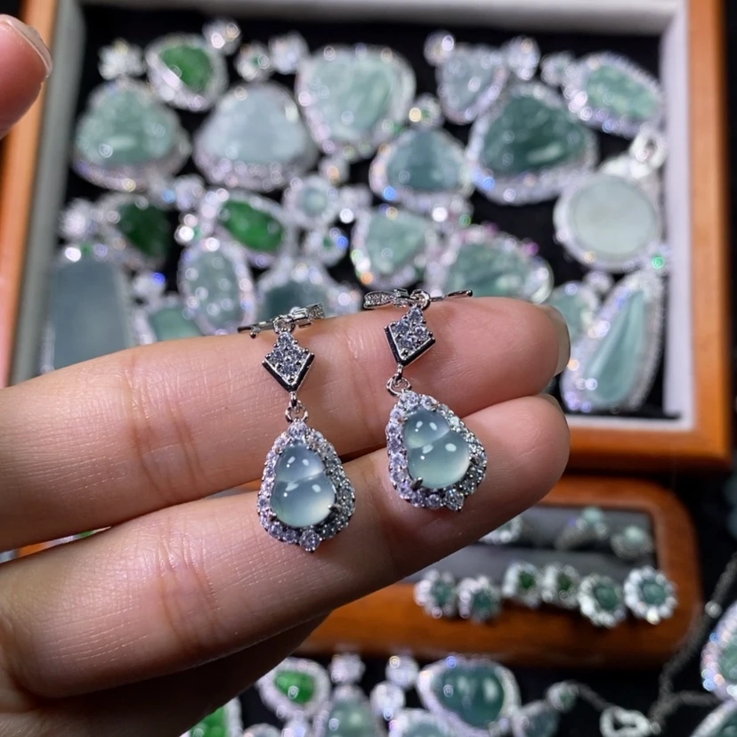 【闪购商品】翡翠颈饰未镶嵌天然