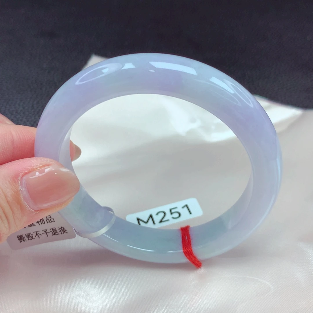 翡翠手镯未镶嵌手镯88