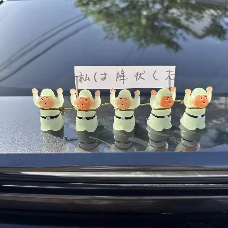 爆款挂件变色小八嘎整蛊搞笑小鬼子发泄投降吧创意小摆件汽车挂件