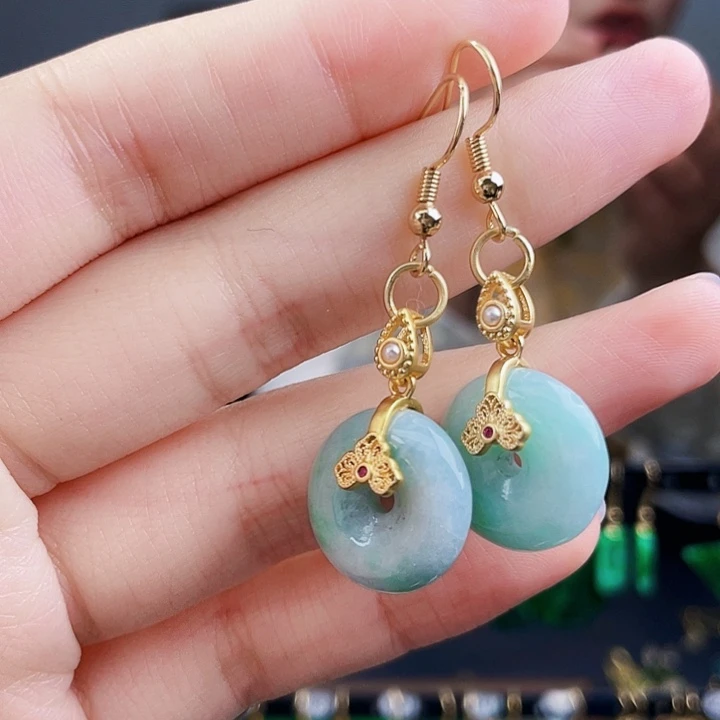 翡翠耳饰未镶嵌饰品