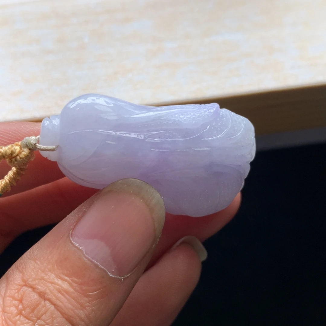 翡翠未镶嵌颈饰吊坠