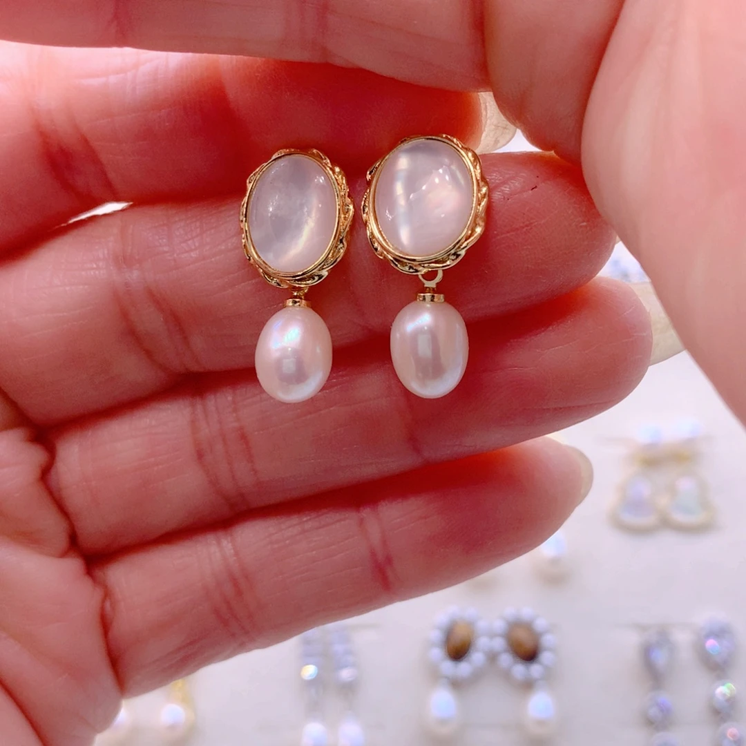 淡水珍珠耳饰合金