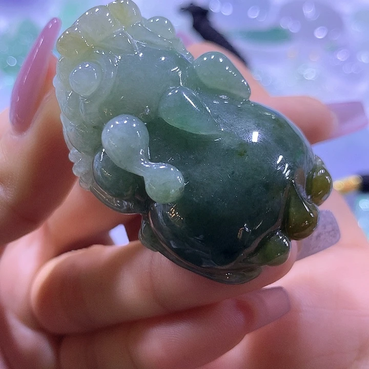 翡翠未镶嵌颈饰天然翡翠A货吊坠