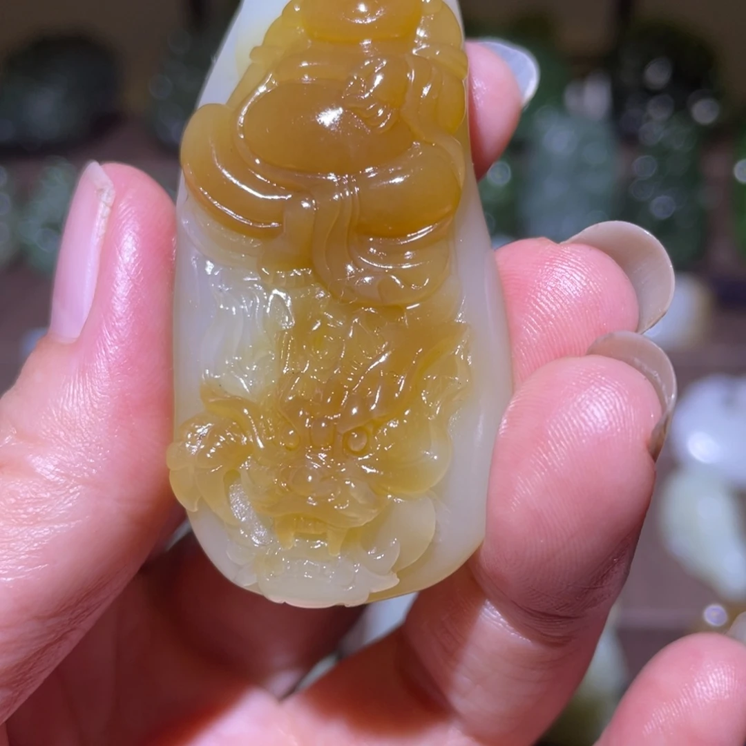 和田玉（糖玉）未镶嵌颈饰