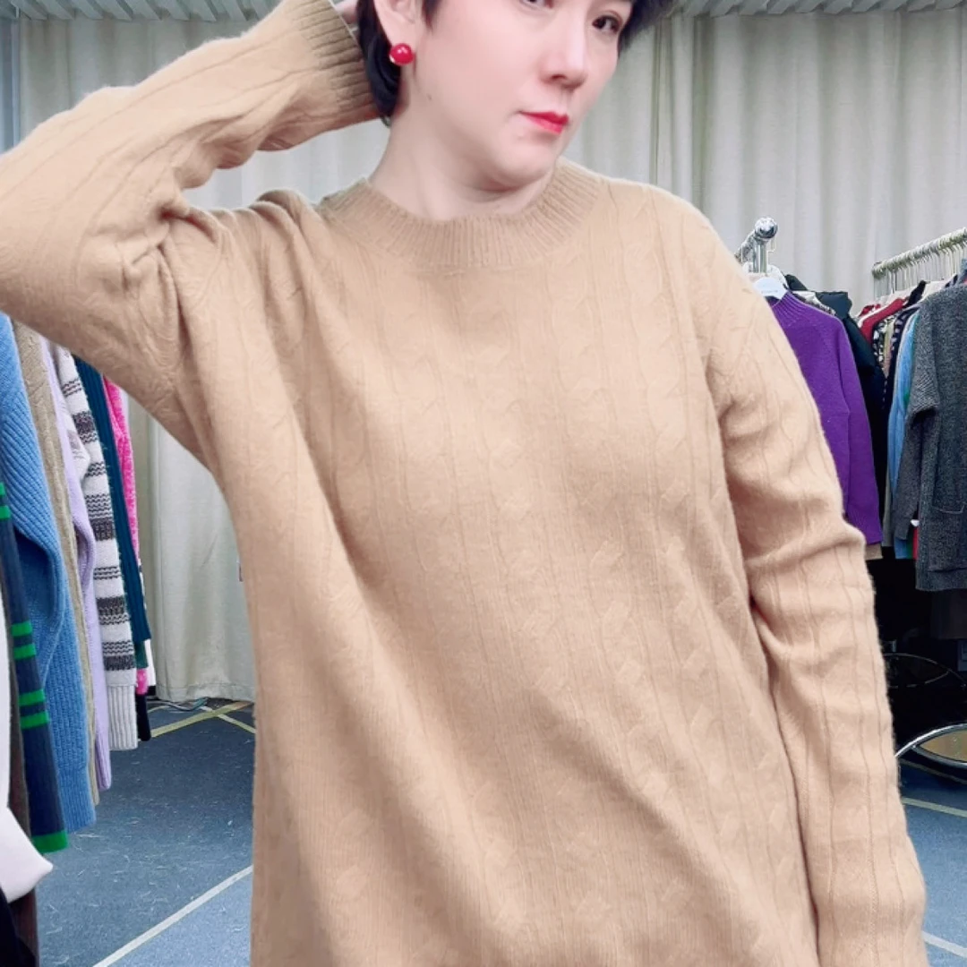 E032 经典时尚宽松打底衫女装