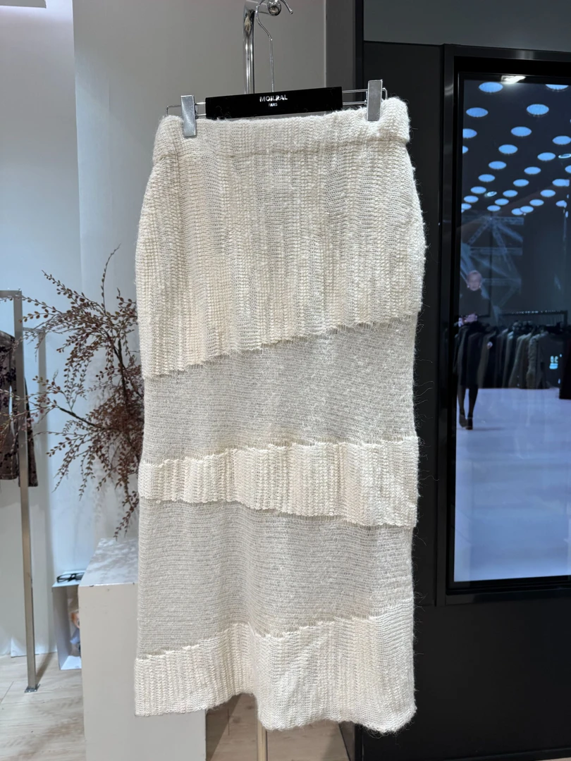 ZZ显瘦半身裙白色半身长裙百褶半透明裙子休闲