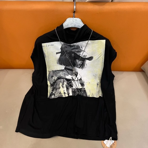 26020夏季半高领短袖美女图上衣T恤