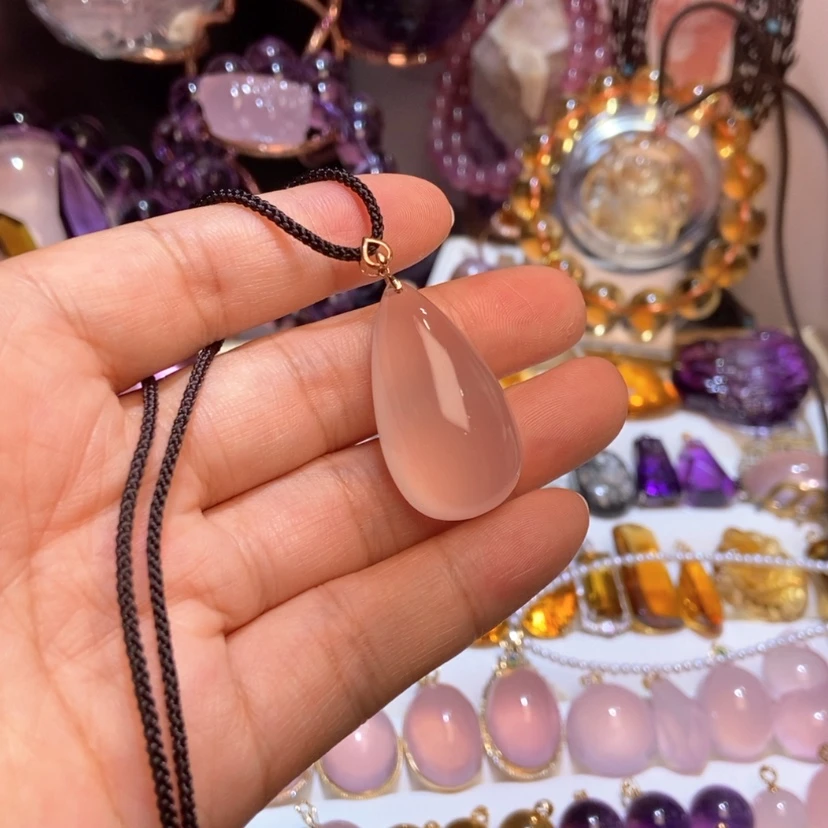 【闪购商品】颈饰18K金镶嵌水晶