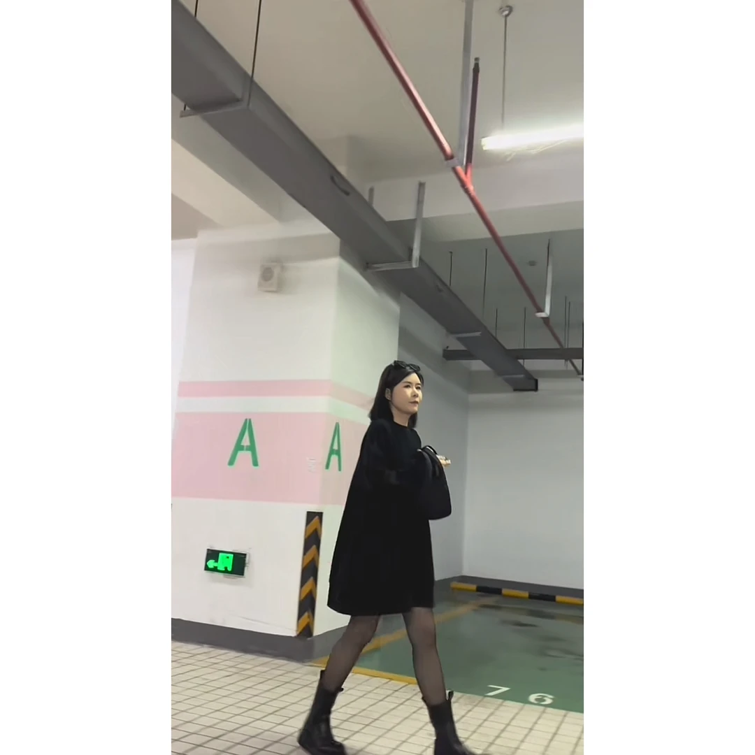 【自由主义】高克重圆领大版双面穿卫衣裙by