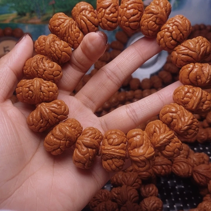 武***郎吊坠文玩核桃龙纹桃核手串