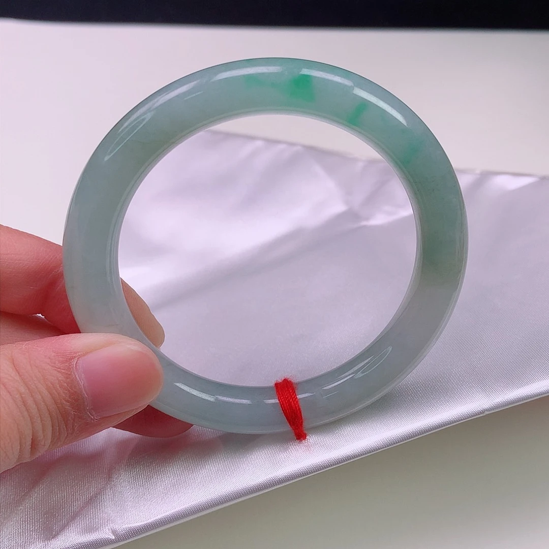 翡翠手镯未镶嵌55圆条