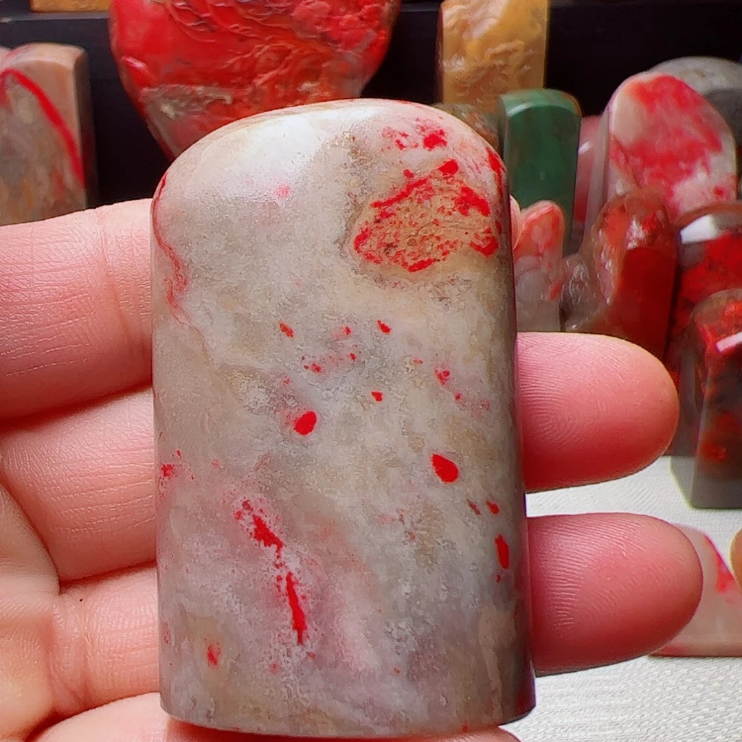 昌化石昌化鸡血石随形章