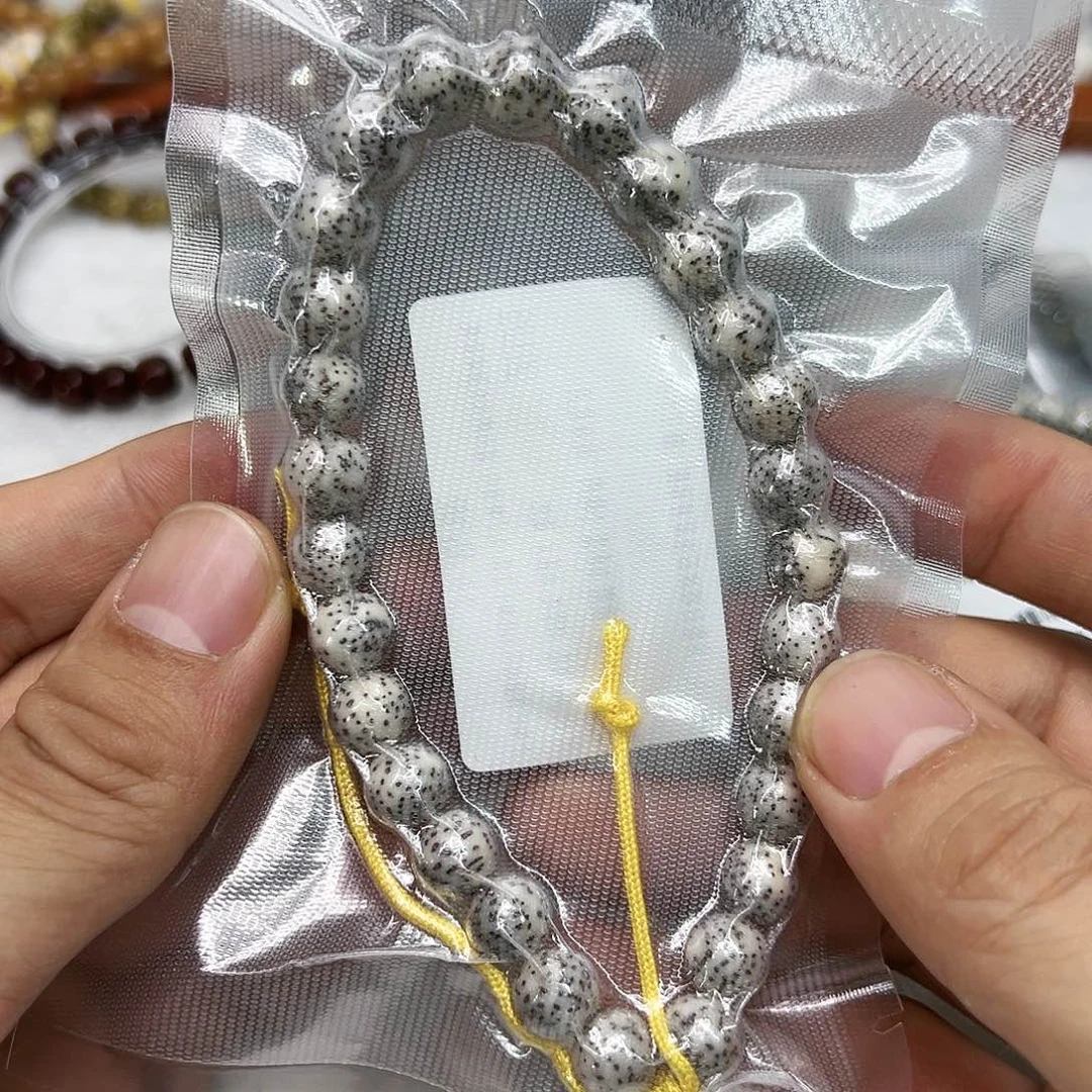 星月菩提手串83灭火糯冰月留白糖豆手持9元