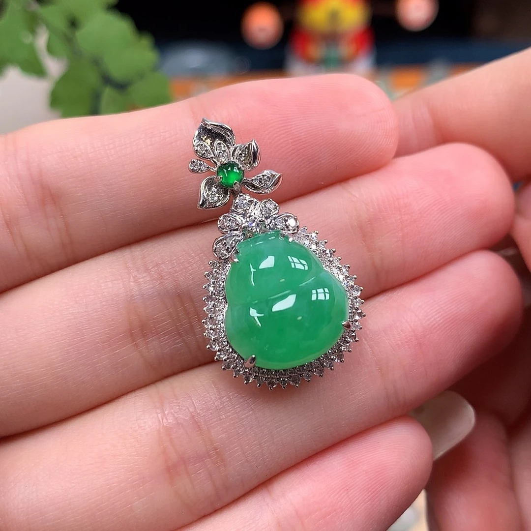 吊坠(不含链)18K金镶嵌翡翠