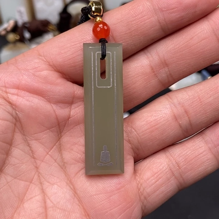 颈饰未镶嵌和田玉