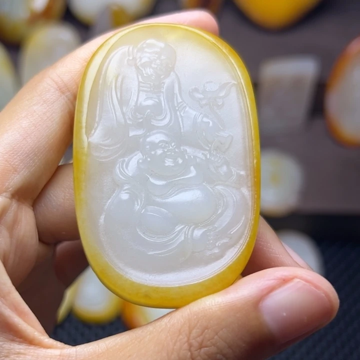 颈饰未镶嵌和田玉