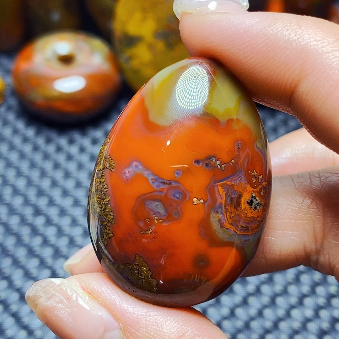 未镶嵌颈饰玛瑙/玉髓