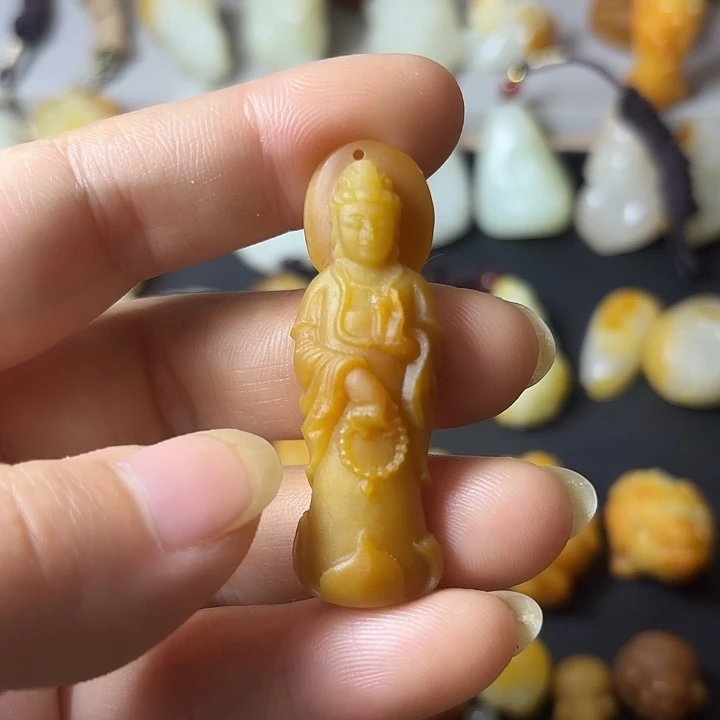 和田玉未镶嵌颈饰