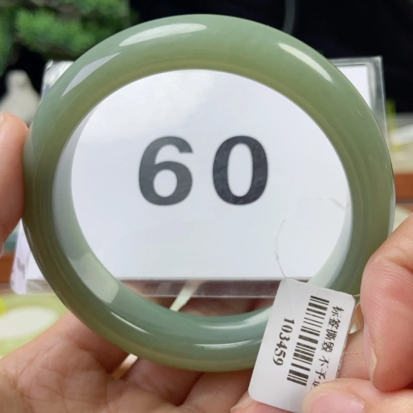 【闪购商品】和田玉手镯未镶嵌59.60