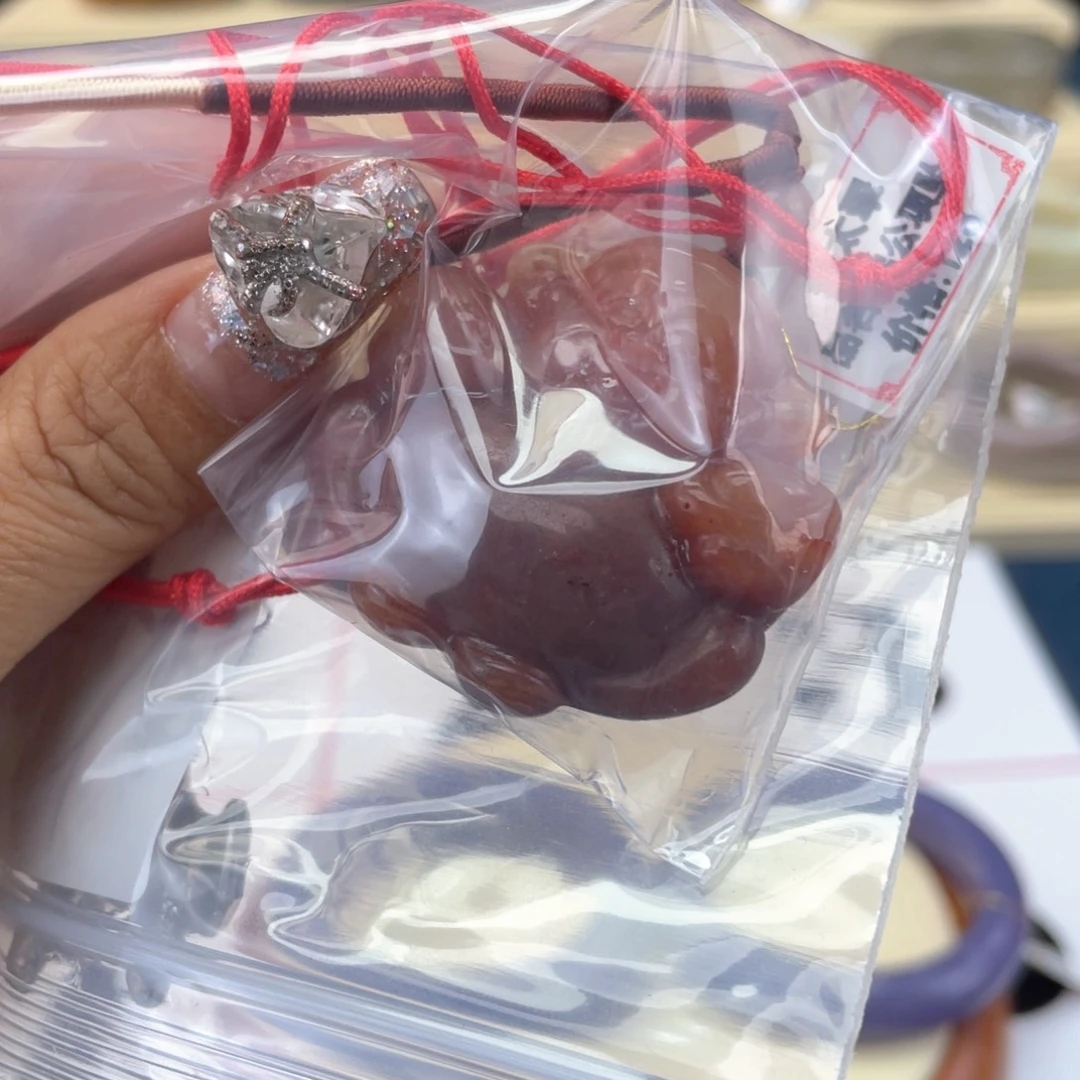 好***果未镶嵌手镯石英岩玉