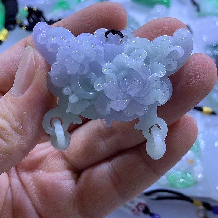 翡翠未镶嵌颈饰天然翡翠A货吊坠