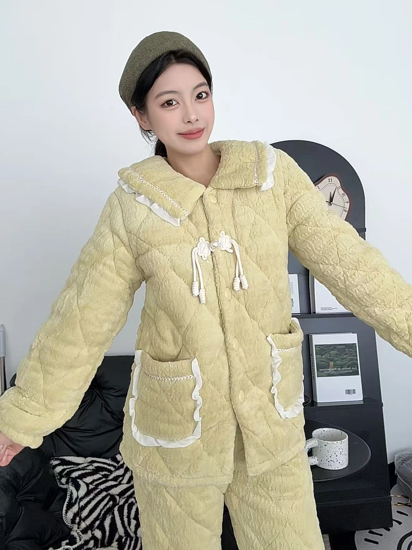 【0237小香热卖】冬季法兰绒小香风睡衣女三层加厚夹棉可外穿家居服