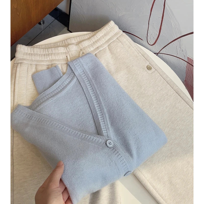 温柔风针织开衫女简约v领纯色时尚毛衣 KS601