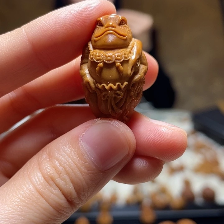 橄榄核吊坠橄榄 金蟾