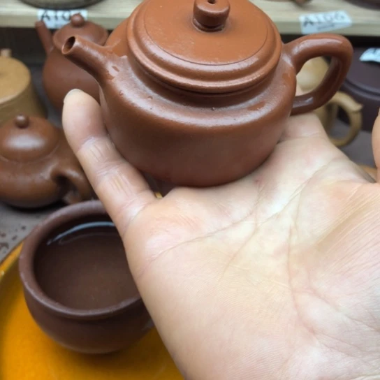 紫砂茶壶朱泥得中90豪升左右瑕疵