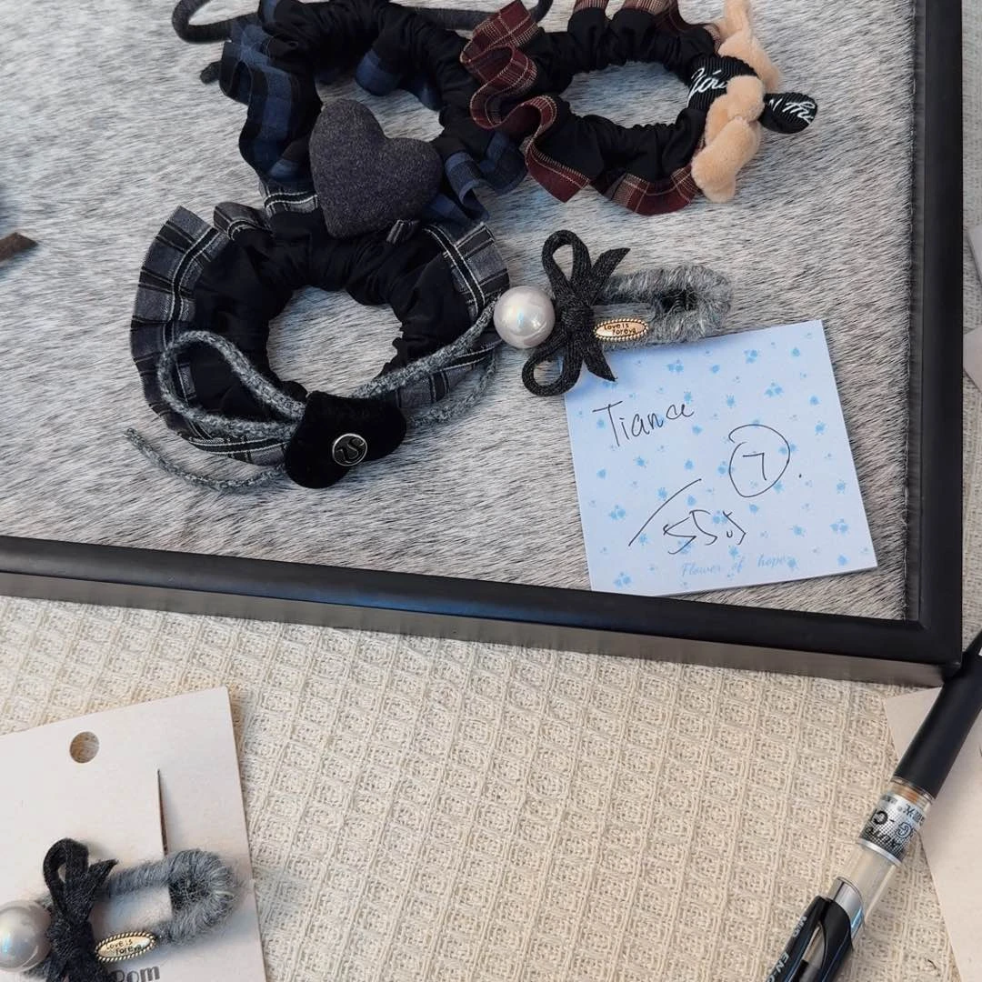 T***a布艺铁合金发圈发夹