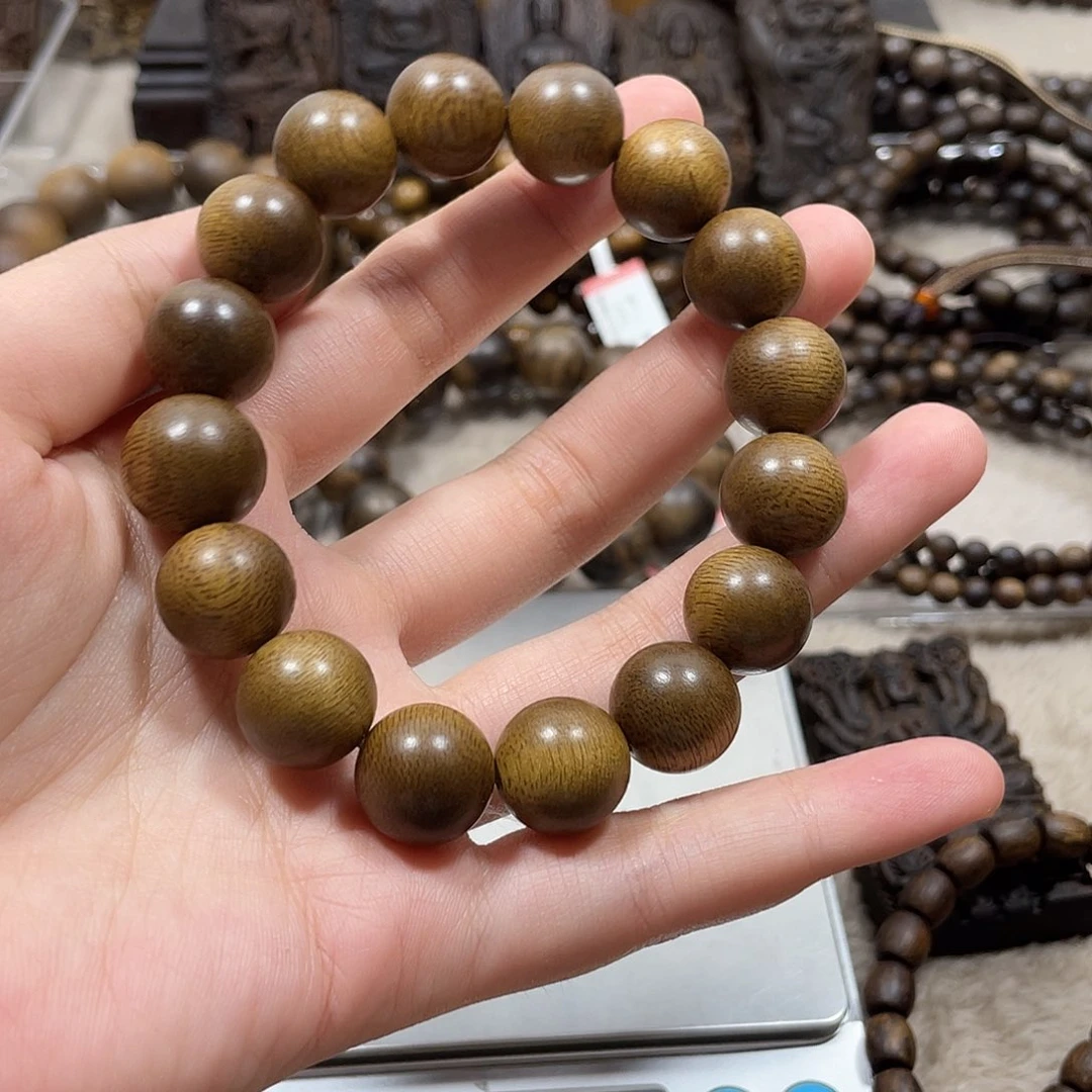 寒***冬沉香手串越南芽庄白棋楠