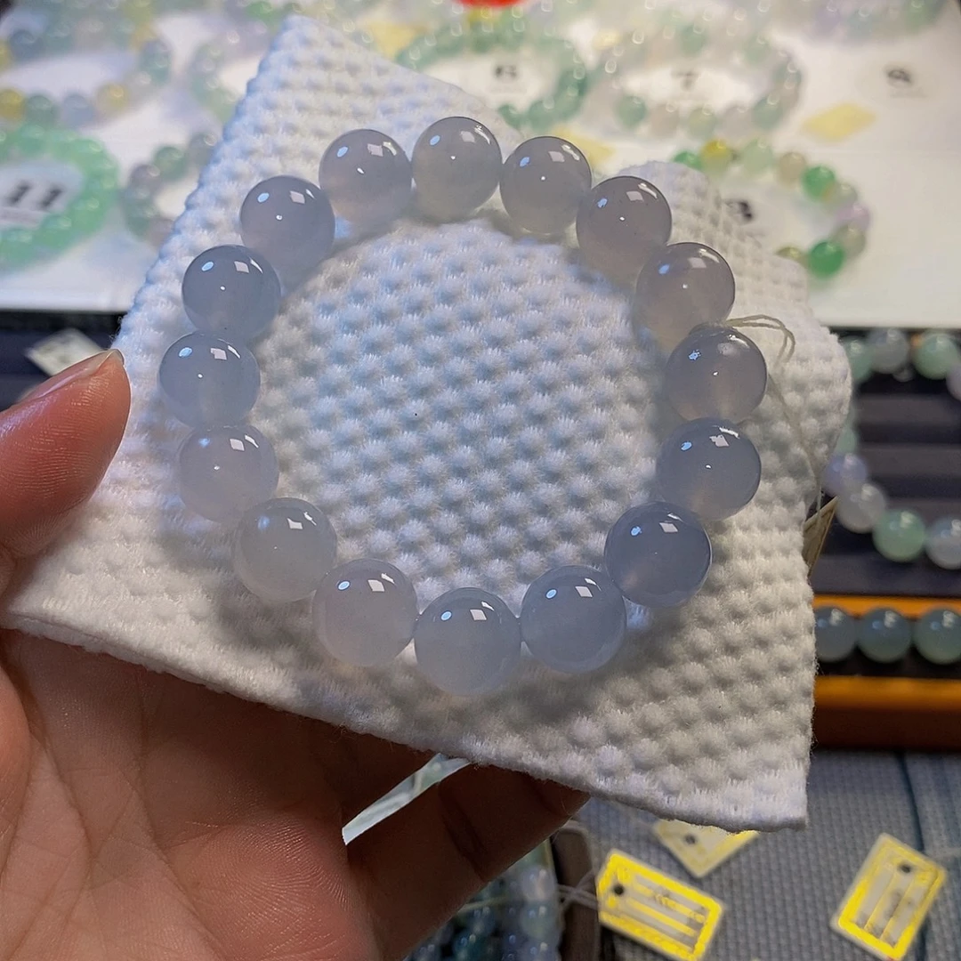 未镶嵌定制翡翠翡翠.