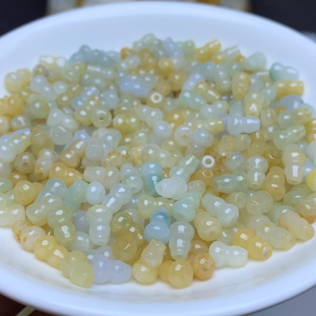 【闪购商品】翡翠手链未镶嵌卡5乘7.4冰多宝葫芦50个