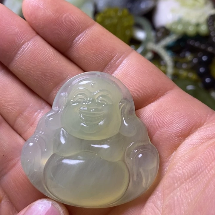 岫玉岫玉挂件未镶嵌尿*猪