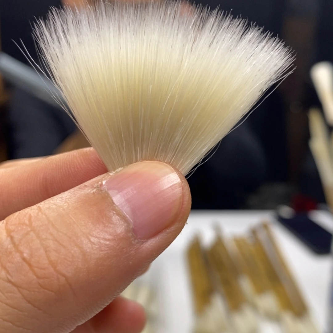 放漏02号，3.5出峰，0.8口径，纯细嫩光峰羊毫