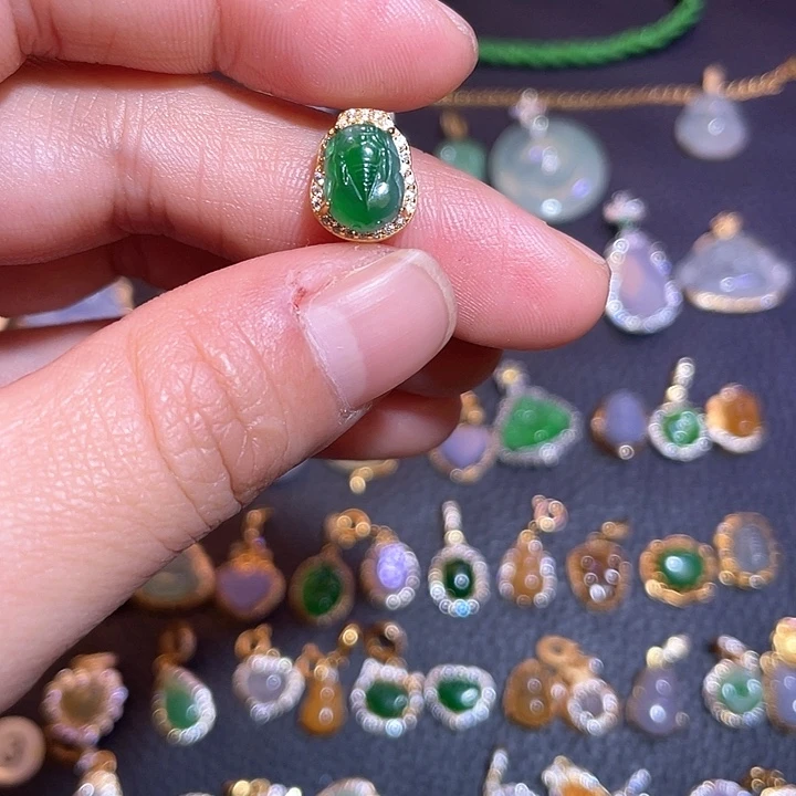 翡翠银S925镶嵌吊坠(不含链)天然翡翠