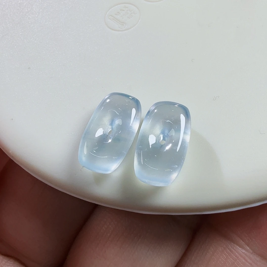 翡翠未镶嵌颈饰裸石