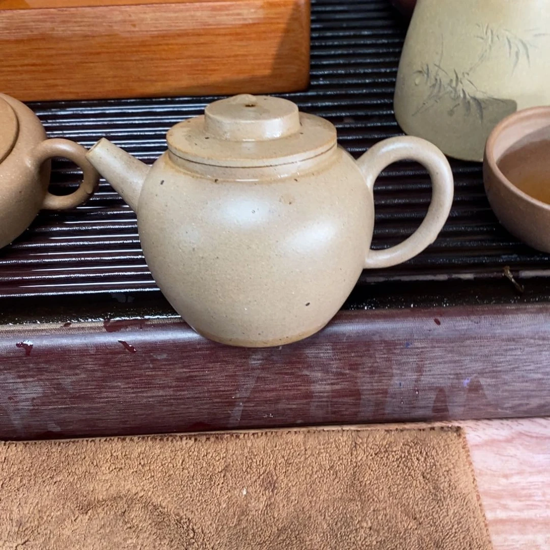 紫砂茶壶鸿*牛高端200cc段泥巨轮