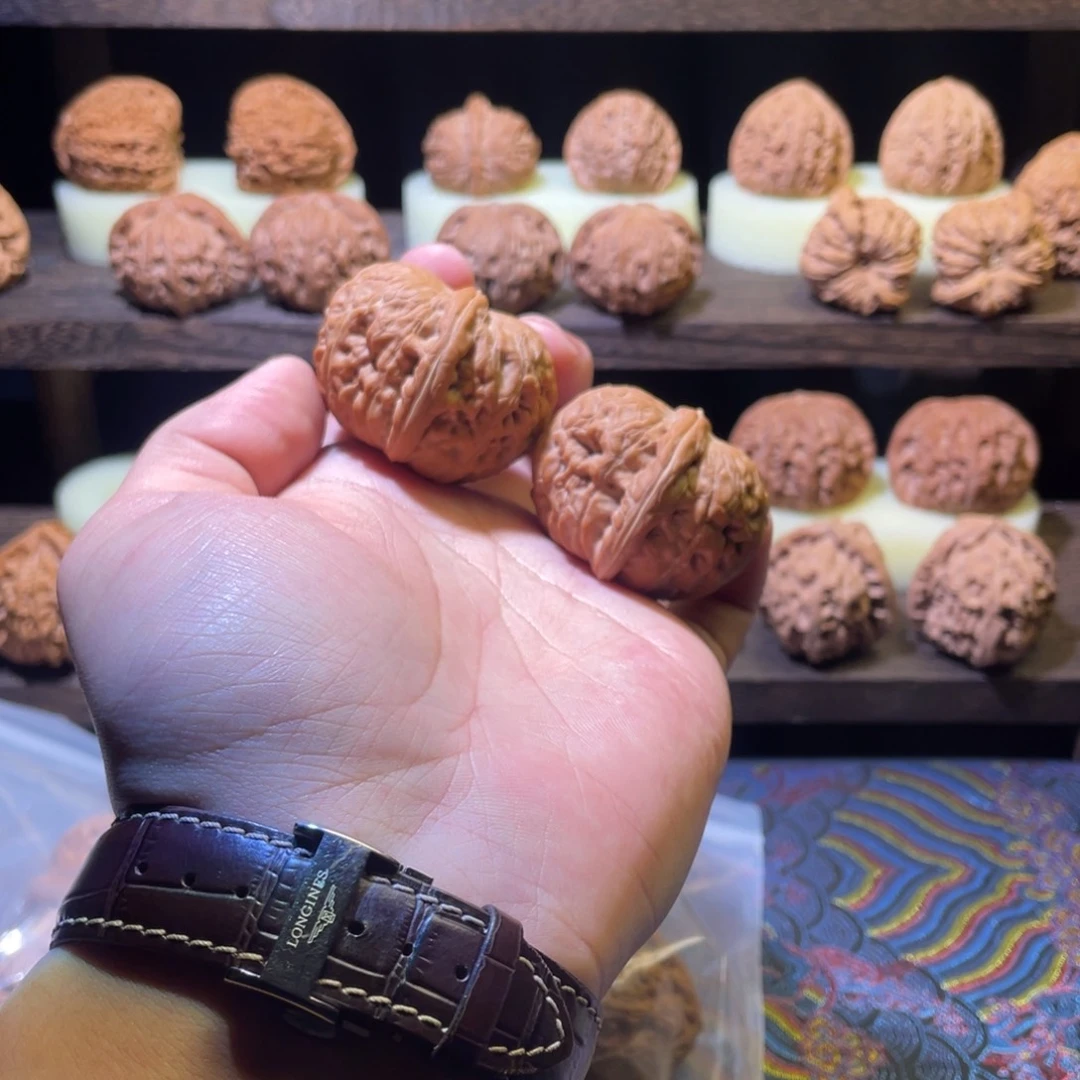 光***哥文玩核桃吊坠1111