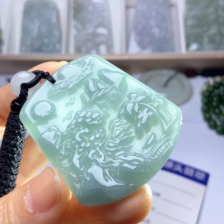 翡翠未镶嵌颈饰翡翠