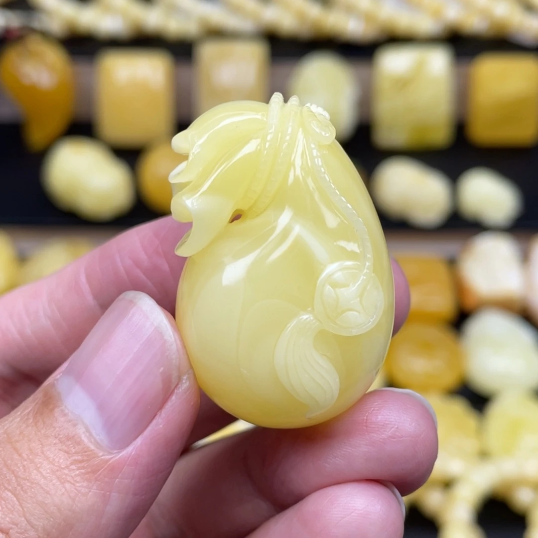 琥珀未镶嵌裸石琥珀蜜蜡