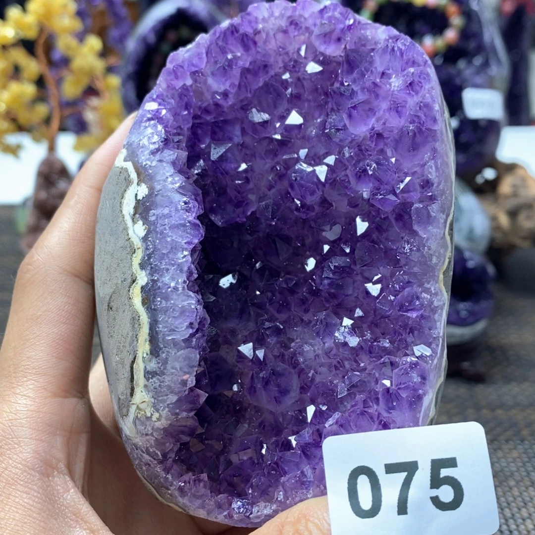 紫晶大型摆件（非配饰）未镶嵌
