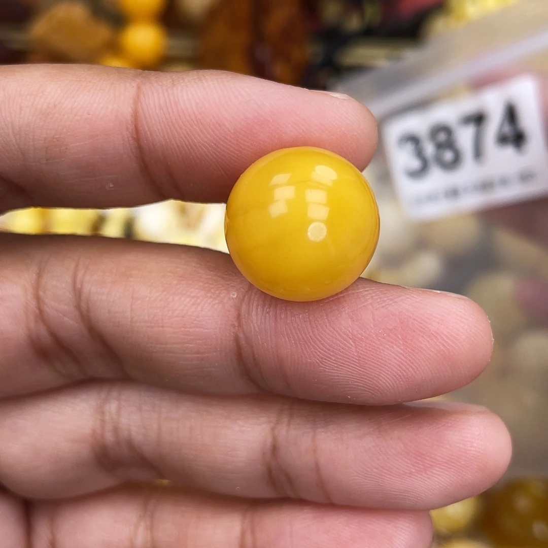 蜜蜡未镶嵌珠宝奇石16.5