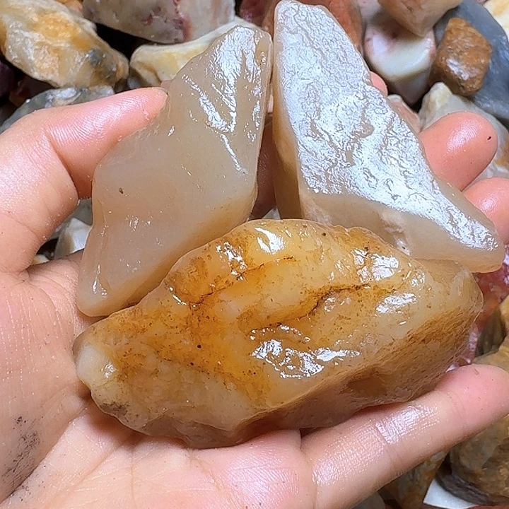 遥***望寿山石寿山石的颜色